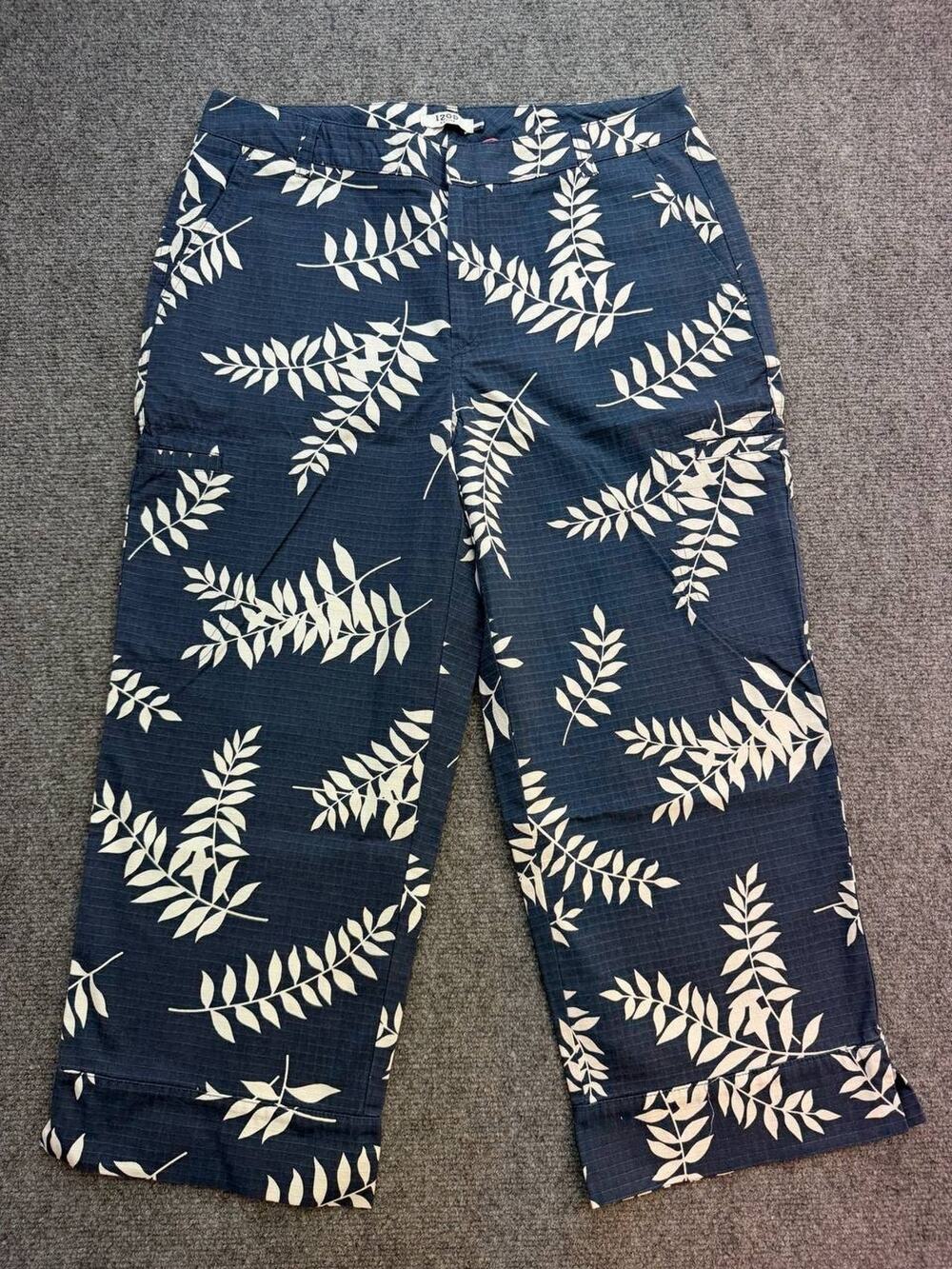 Y2K IZOD Petite Womens 8P Navy Leaf Print Cargo Capri Pants Cotton
